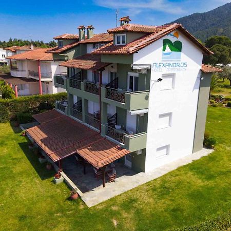 Alexandros Hotel Apartments Vourvourou Eksteriør billede