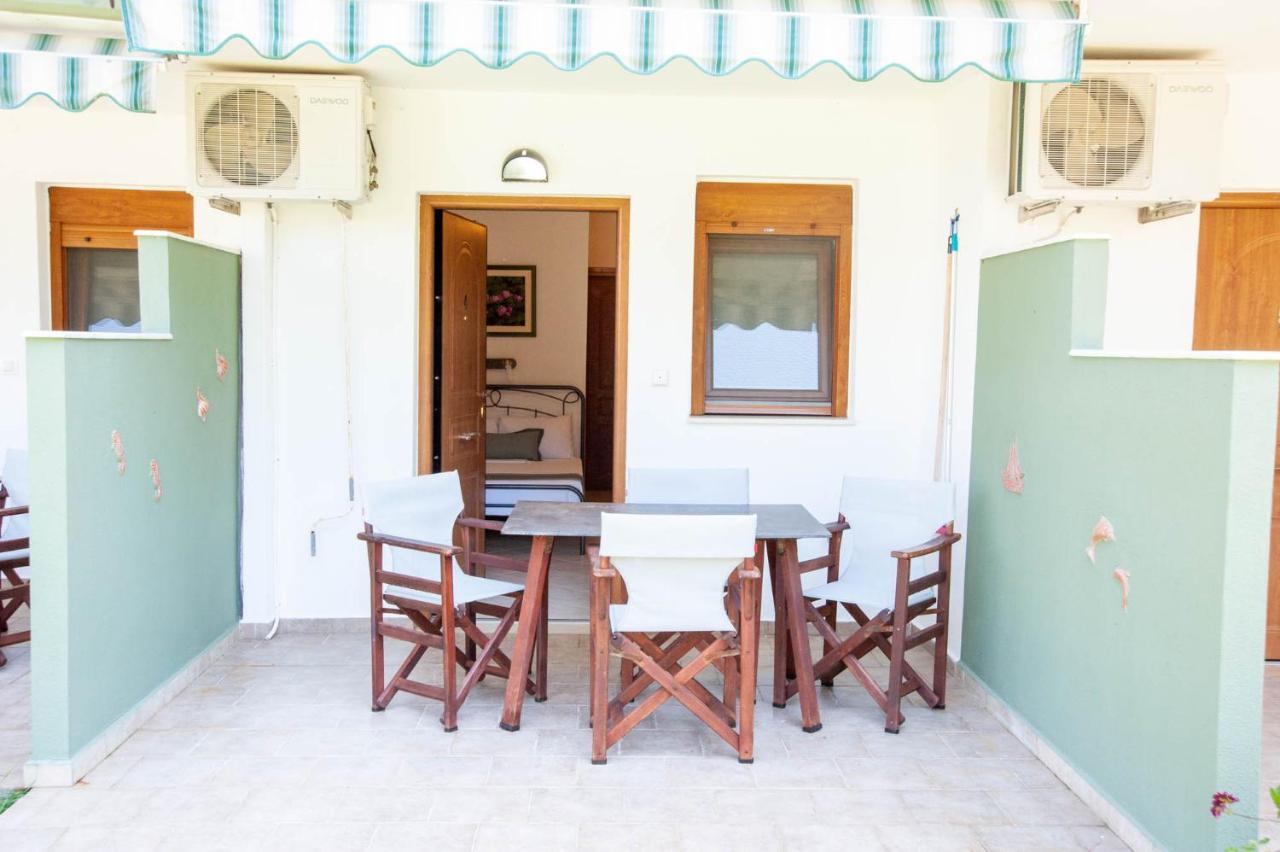 Alexandros Hotel Apartments Vourvourou Eksteriør billede