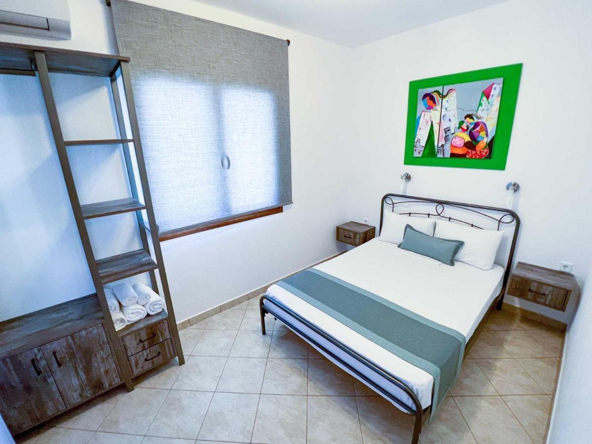 Alexandros Hotel Apartments Vourvourou Eksteriør billede