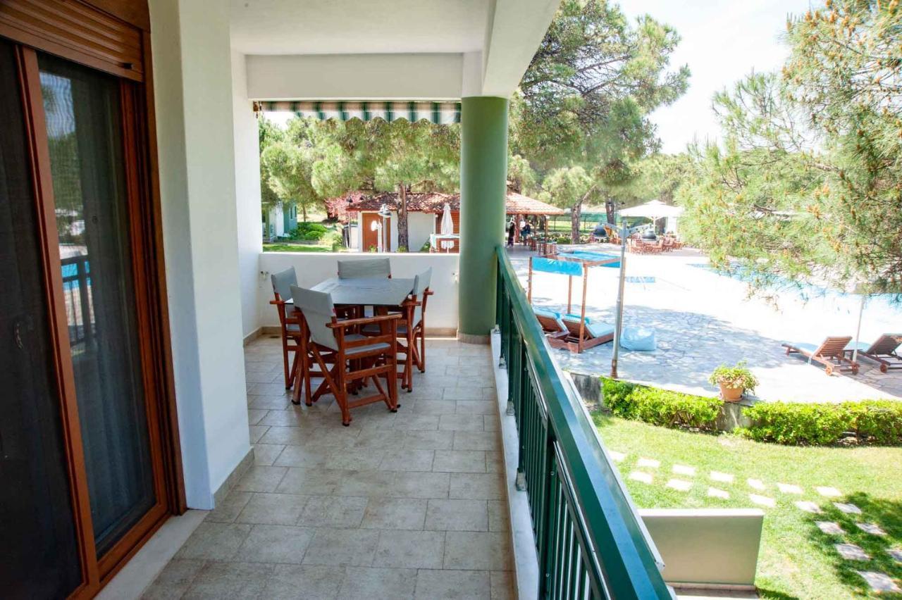 Alexandros Hotel Apartments Vourvourou Eksteriør billede