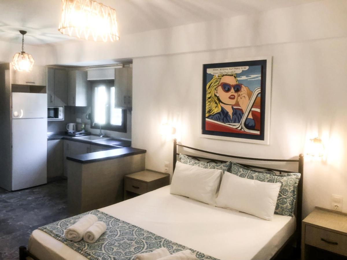 Alexandros Hotel Apartments Vourvourou Eksteriør billede