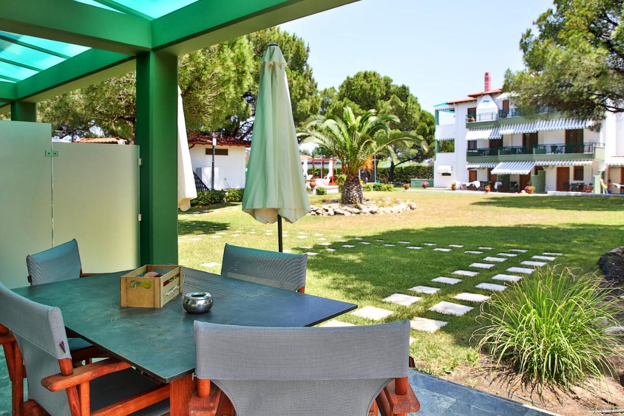 Alexandros Hotel Apartments Vourvourou Eksteriør billede